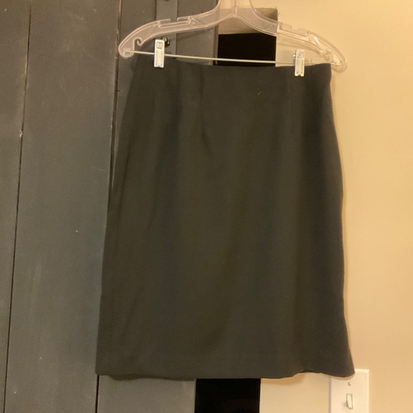 Classic Lorne 3 piece suit black in size 10 - Picture 4 of 4